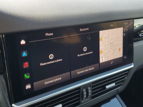 Used 2022 Porsche Cayenne image 28