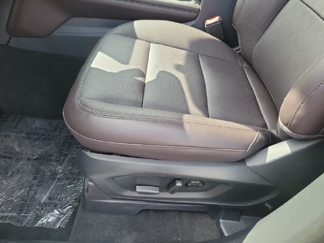 New 2026 Ford Explorer Platinum RWD image 22