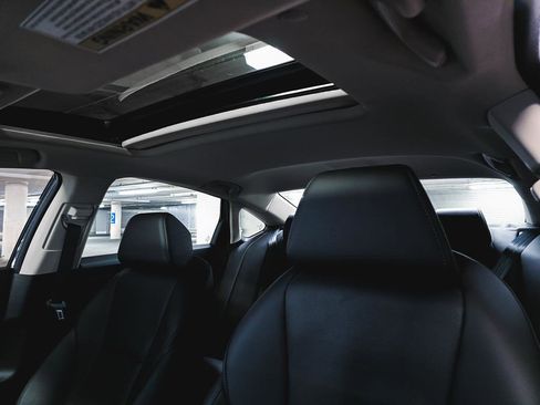 Used 2023 Honda Accord Touring image 18