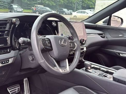 Used 2024 Lexus RX 500h F Sport w/ Convenience Package image 24