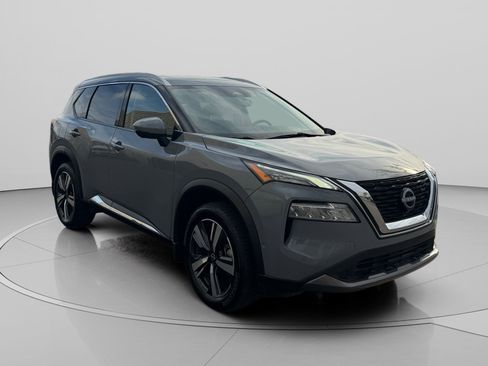 Used 2023 Nissan Rogue SL w/ SL Premium Package image 7