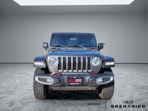 Used 2019 Jeep Wrangler Unlimited Rubicon image 2