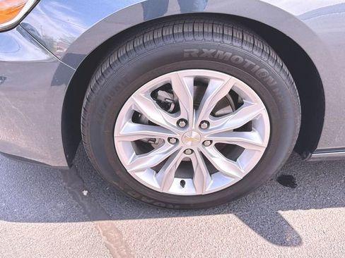Used 2021 Chevrolet Malibu LT FWD image 31