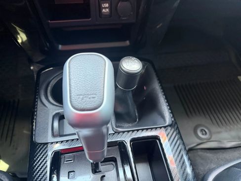 Used 2019 Toyota 4Runner TRD Off-Road Premium image 19