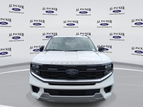 New 2026 Ford Expedition Max Platinum w/ Platinum Ultimate Package AWD/4WD image 8