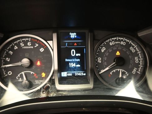 Used 2023 Toyota Tacoma TRD Sport AWD/4WD image 20