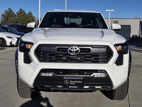 Used 2024 Toyota Tacoma TRD Off-Road image 37