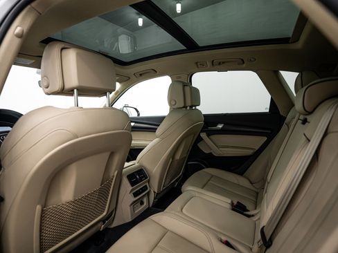 Certified 2025 Audi Q5 2.0T Premium Plus AWD/4WD image 19