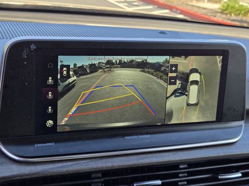 Certified 2022 Kia Telluride SX w/ Towing Package image 17