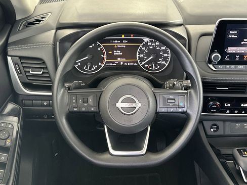 Used 2024 Nissan Rogue SV image 15