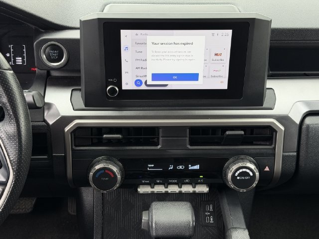 Used 2025 Toyota 4Runner SR5 AWD/4WD image 16