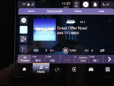 Used 2025 Jeep Grand Cherokee Altitude AWD/4WD image 17