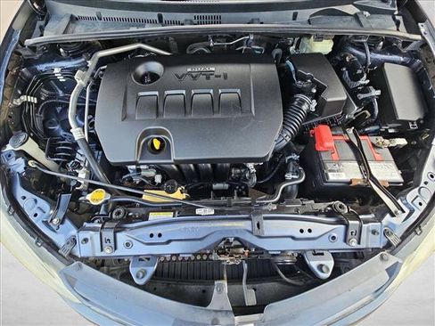 Used 2015 Toyota Corolla LE image 23