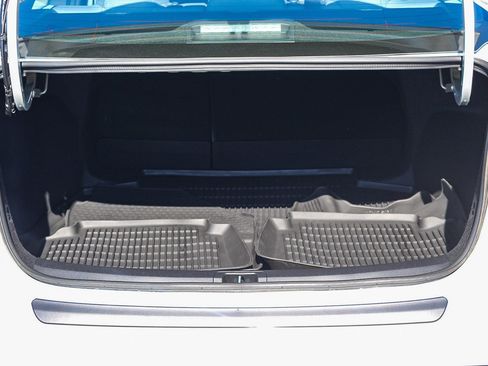 New 2025 Toyota Corolla SE image 25