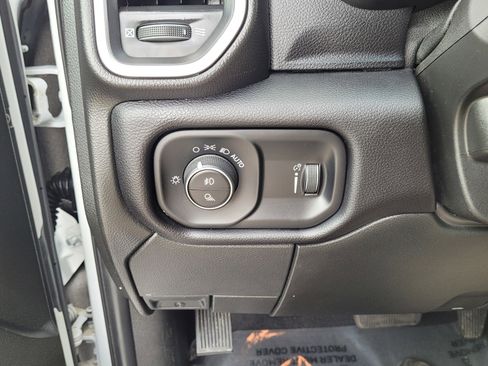 Used 2024 RAM 3500 Big Horn image 17