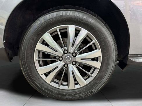 Used 2019 Nissan Pathfinder SV AWD/4WD image 68