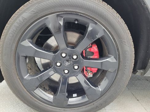 Used 2020 Ford Explorer ST w/ ST Street Pack image 31