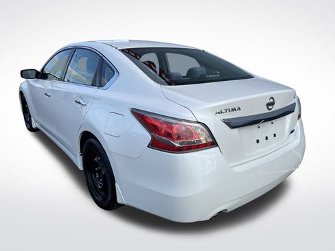 Used 2014 Nissan Altima 2.5 S image 6