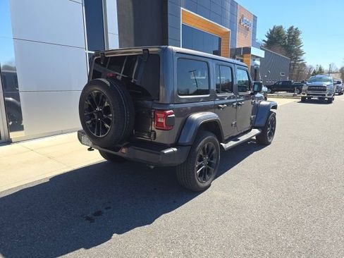 Certified 2025 Jeep Wrangler Unlimited Sahara AWD/4WD image 6