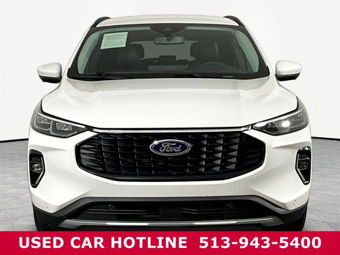 Used 2023 Ford Escape Platinum AWD/4WD image 2