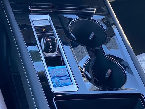 New 2026 Volkswagen Atlas Cross Sport SEL Premium R-Line image 8