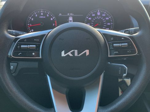 Used 2023 Kia Forte LXS w/ LXS Technology Package FWD image 14