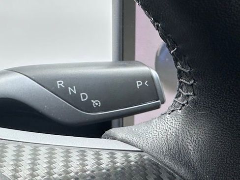 Used 2021 Tesla Model Y Long Range image 13