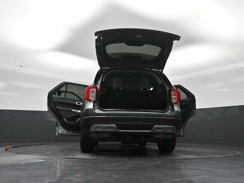 Used 2023 Ford Explorer XLT w/ Equipment Group 202A image 45