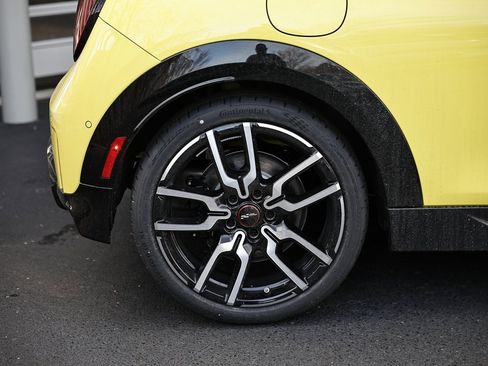 New 2026 MINI Cooper S image 6