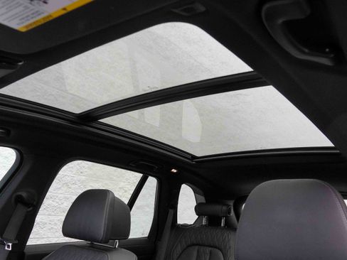 Used 2020 BMW X5 M50i w/ Premium Package image 14