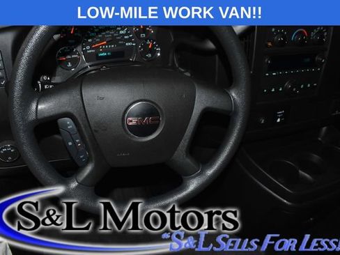 Used 2024 GMC Savana 2500 w/ Driver Convenience Package image 15