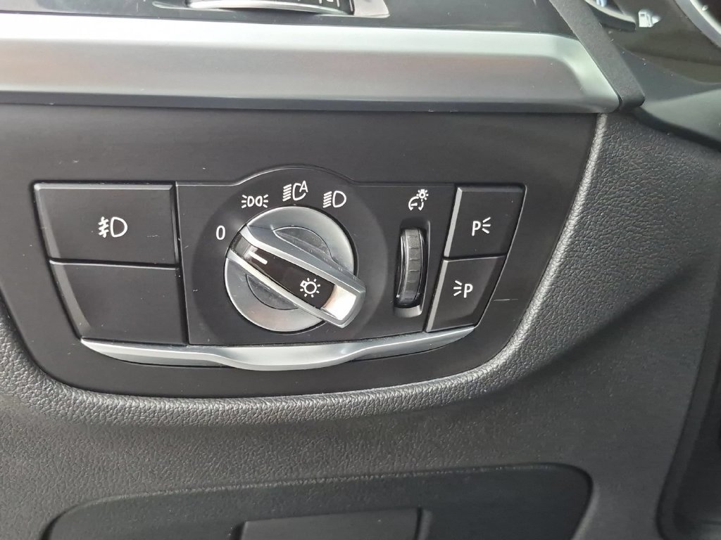 Used 2018 BMW X3 xDrive30i AWD/4WD image 10