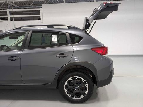 Used 2023 Subaru Crosstrek 2.0i Premium AWD/4WD image 11