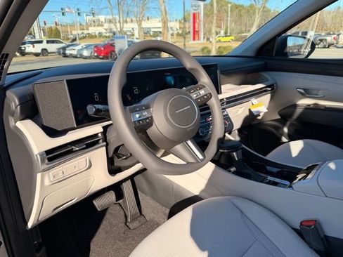 New 2026 Hyundai Tucson SE FWD image 9