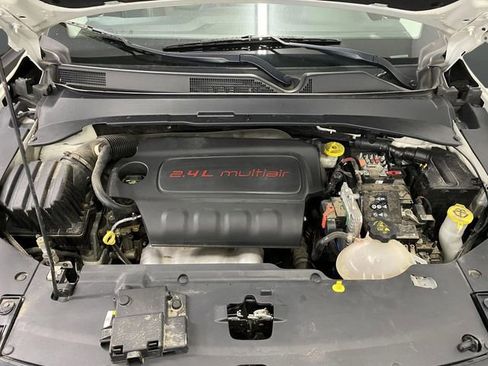 Used 2018 Jeep Compass Limited w/ Navigation Group image 38