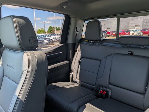 New 2026 GMC Sierra 1500 Denali w/ Technology Package AWD/4WD image 12