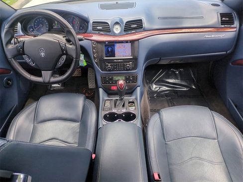Used 2017 Maserati GranTurismo Convertible image 16