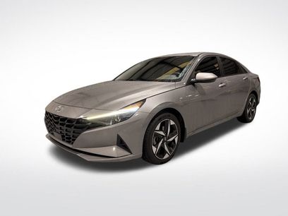 Used 2023 Hyundai Elantra SEL w/ Convenience Package