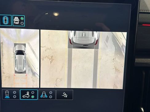 New 2026 GMC Acadia AT4 w/ LPO, Floor Liner Package image 41