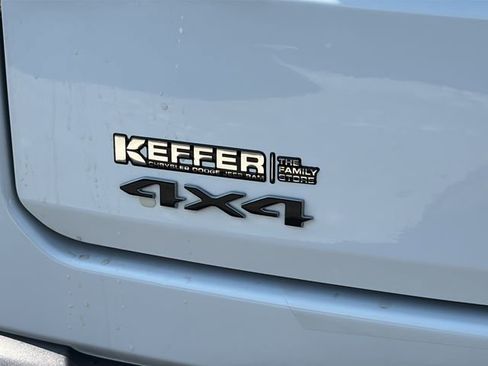 New 2026 Jeep Grand Wagoneer Summit image 13