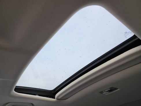 Used 2014 Honda CR-V EX image 2