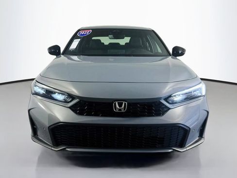 Used 2025 Honda Civic Sport Touring image 3
