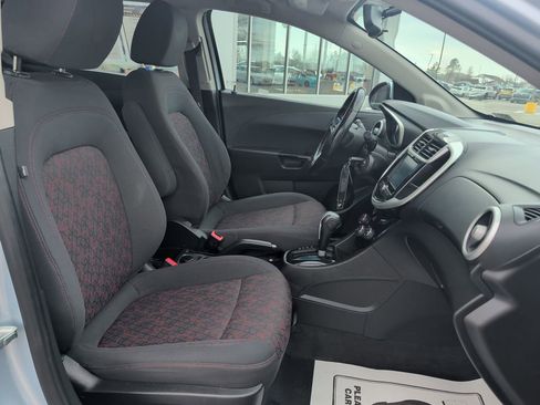 Used 2017 Chevrolet Sonic LT image 21