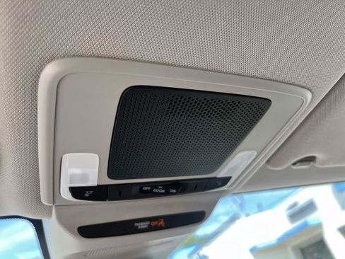 Certified 2023 Honda HR-V LX image 29