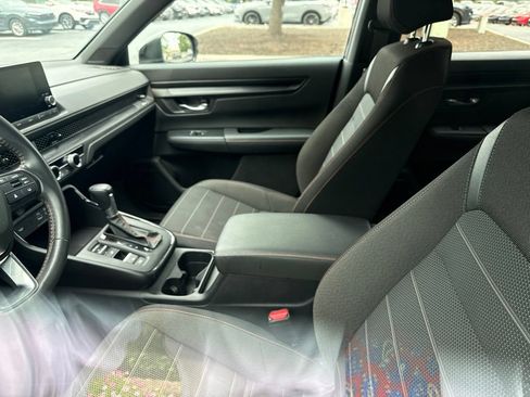 Used 2024 Honda CR-V Sport image 14
