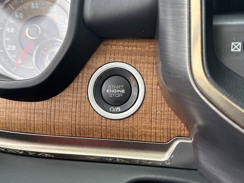 Used 2020 RAM 1500 Longhorn image 37