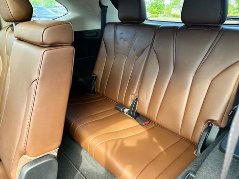 Used 2022 Acura MDX FWD w/ Technology Package image 28