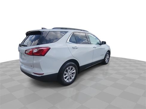 Used 2018 Chevrolet Equinox LT image 8
