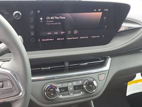 New 2026 Buick Envista Sport Touring w/ Convenience I Package FWD image 8