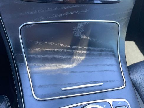 Used 2019 Mercedes-Benz GLC 300 4MATIC image 14
